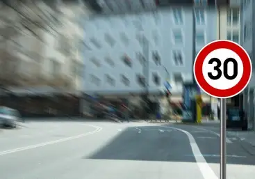 Se refuerza ley de multas por exceder 30 km/h en Querétaro